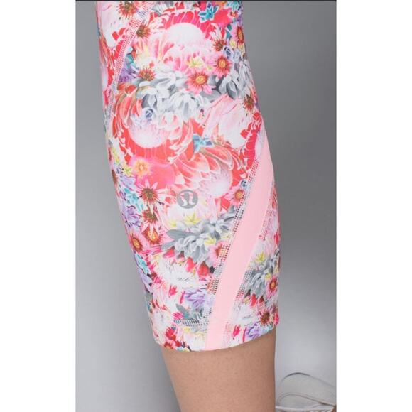 Lululemon Run Inspire Crop II Leggings All Luxtreme Floral Pink Womens Size 8 - Picture 5 of 9